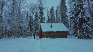 Открытие сезона: хариус, первый лёд и незапланированное купание.