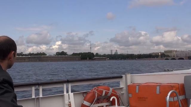 Речная прогулка по Санкт-Петербургу Часть I смотреть онлайн