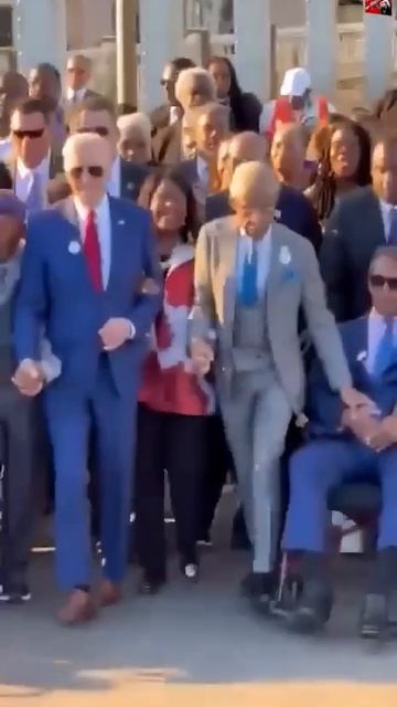 😨😨😨 смотреть онлайн