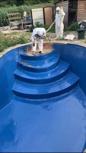 Гидроизоляция бассейна напыляемой полимочевиной Экотермикс смотреть онлайн
