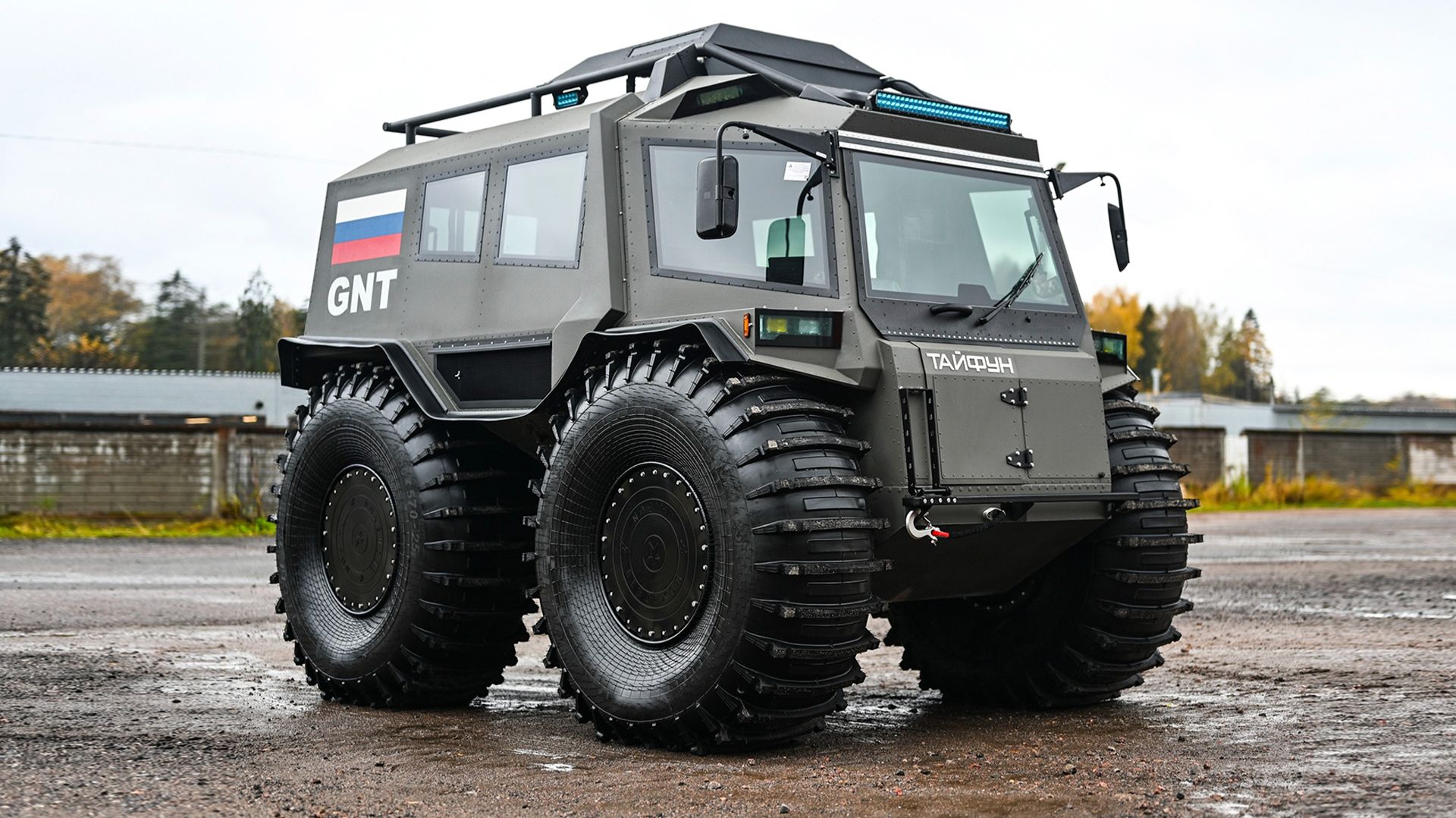 Новый Вездеход Тайфун с расширенной кабиной: Комфорт без компромиссов. смотреть онлайн