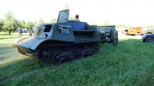 Тягач "Комсомолец" и 3-дюймовая пушка обр.1902 года, слёт "Моторы Войны", август 2022