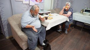 За день наготовили деревенские пенсионеры труженники горы еды Деревенский день