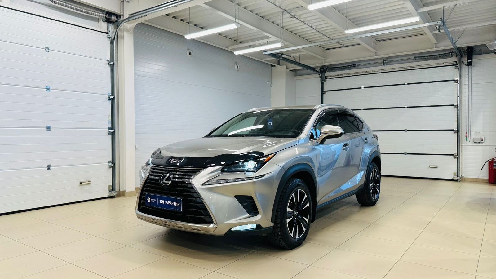 Lexus NX200, 2019 год