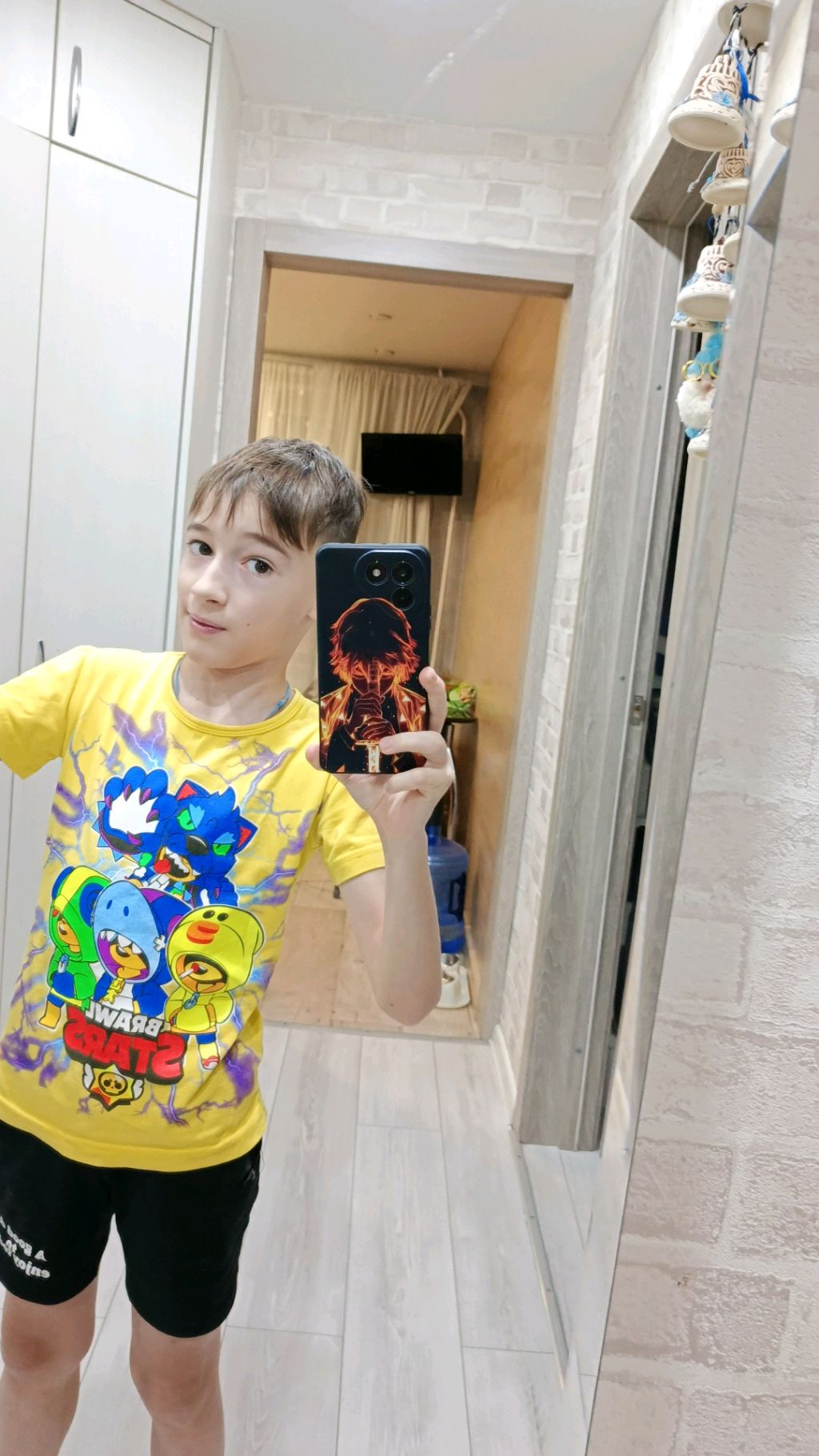 Я С НОВЫМ ТЕЛЕФОНОМ смотреть онлайн