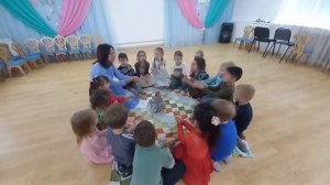 Купим мы, бабушка, тебе курочку....