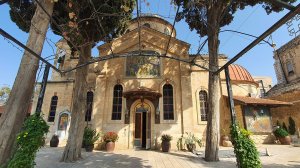 Кана Галилейская известна из Библии, где состоялся брачный пир и где Иисус совершил своё первое чудо