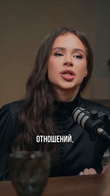 Почему богатый мужчина идет к э$*ортнице? смотреть онлайн