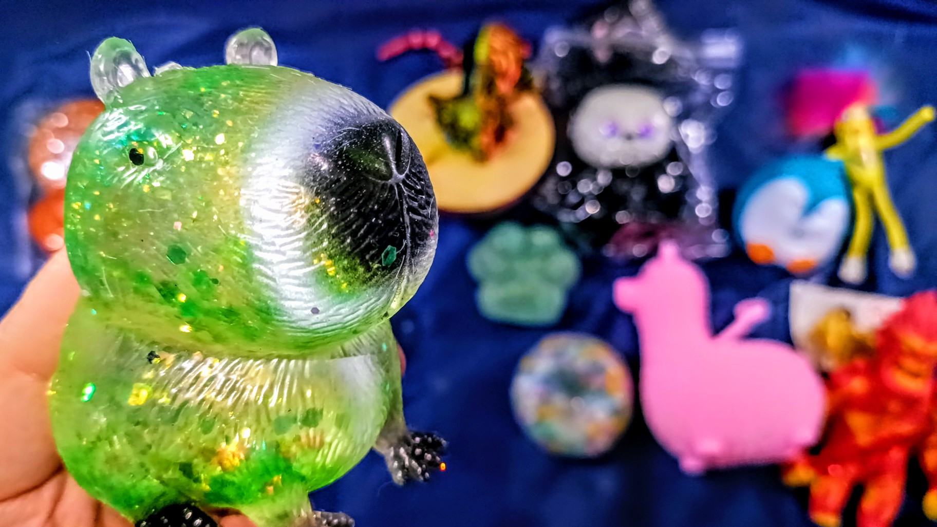 АСМР распаковка сквишей и антистрессы 🥰 ТАБА СКВИШИ лапки 🐾 смотреть онлайн