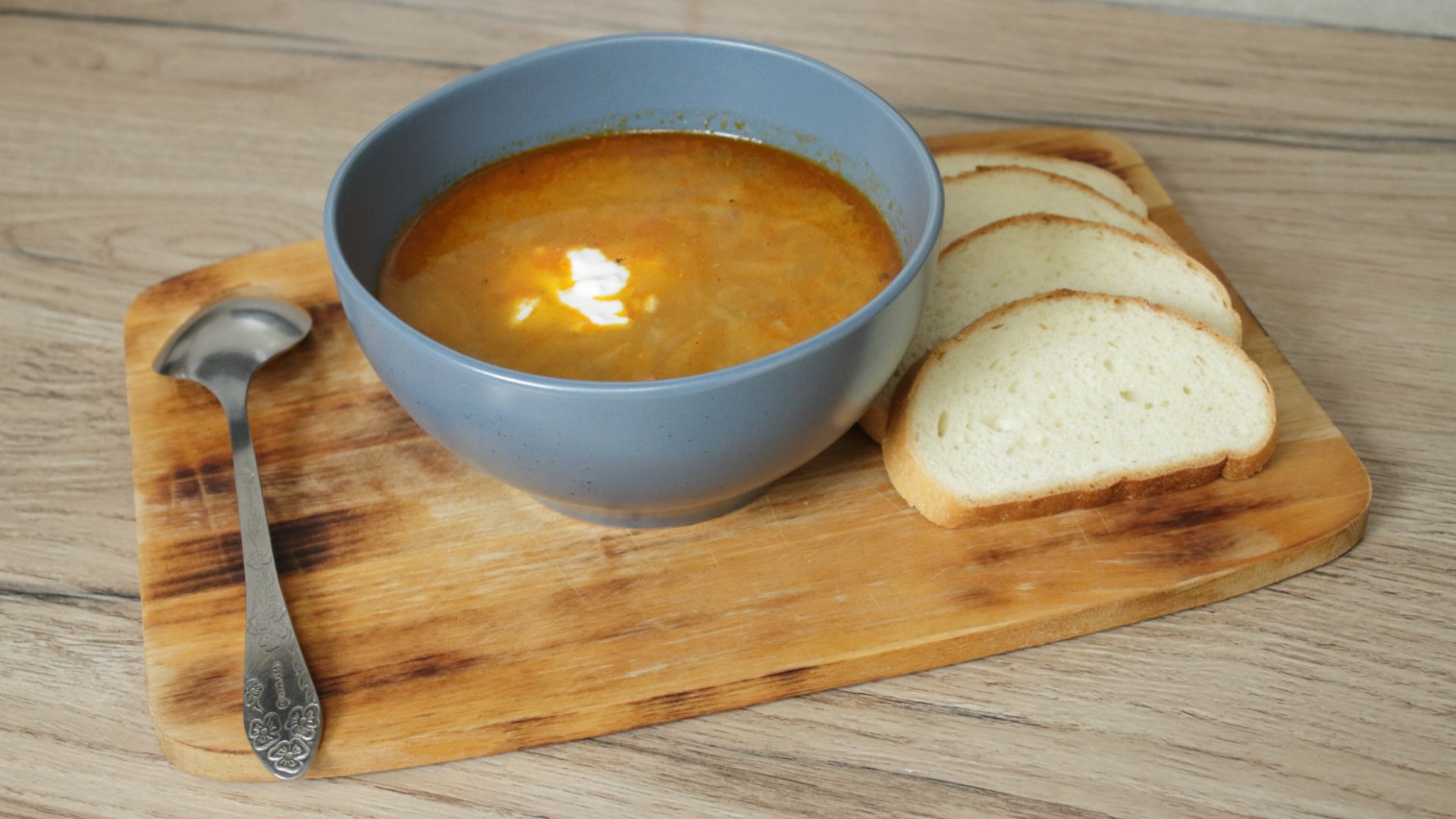 Щи с килькой в томатном соусе легко быстро и вкусно