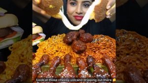 ASMR_ EATING SPICY CHICKEN CURRY🔥 CHEESE BALLS __ #shorts #mukbangn#asmreating #mukbangasmr #asmr