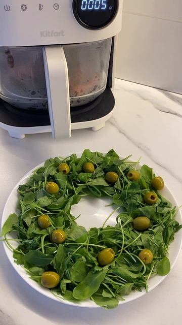 Закуска с печеными перцами в аэрогриле Kitfort КТ-2255