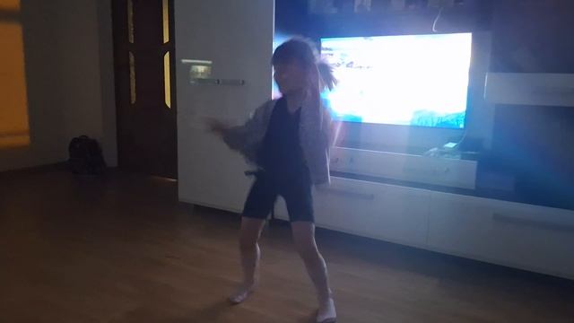 Танец на ночь HuntrX - Takedown