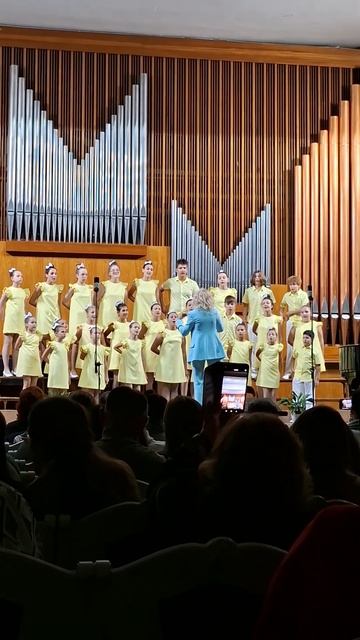 Энергия голоса и света ✨ #concert #music #choir @organhallmoldova8036 смотреть онлайн