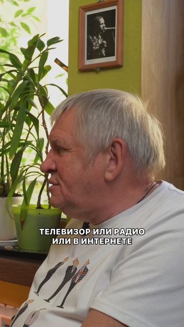 А я на кассе сижу