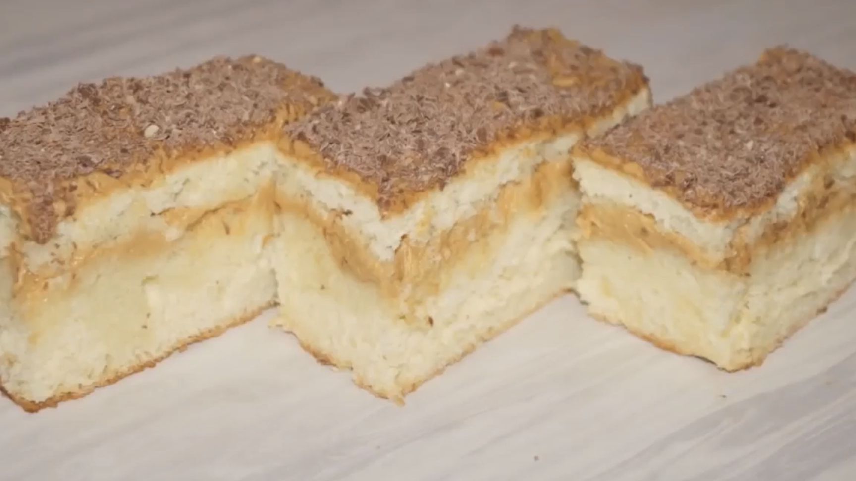 Домашнее бисквитное пирожное! Просто и вкусно! смотреть онлайн