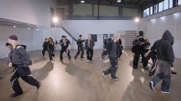 Stray Kids "DO IT" Dance Practice Video