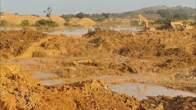 Оператор экскаватора в смертельной опасности. смотреть онлайн