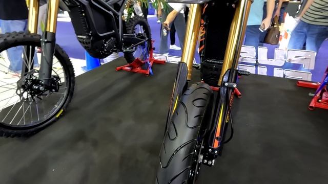 Электрические внедорожные мотоциклы TALARIA. Выставка CIMA MOTOR. Часть 31. смотреть онлайн