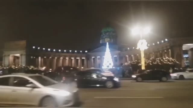 Здравствуй Питер !Невский проспект .Елисеевский магазин смотреть онлайн