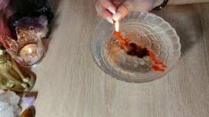 Будет ли мужчина проявляться 💞 гадание на свече