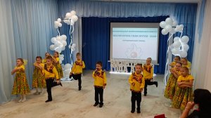 "Русские красавицы" - Егор Некрасов и танц.группа Д-c "Берёзка"