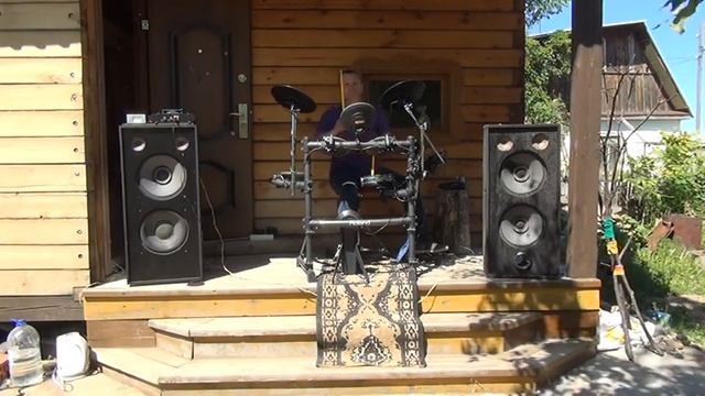 Самоизоляция на Даче,, Барабаны,, автоусилитель,, 4а32в - ширики. смотреть онлайн