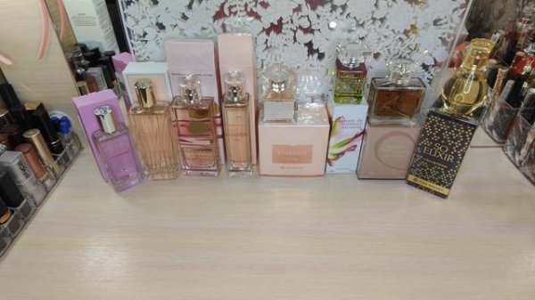 Шикарные ароматы  от YVES ROCHER по хорошей цене.