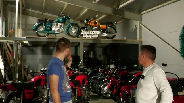 Музей мотоциклов ИЖ Владимира Ломаева "Легенда Ижмаш", Часть1. смотреть онлайн