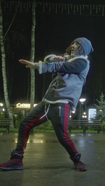 Современные танцы Street dancing #shorts смотреть онлайн