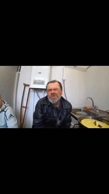 Когда пробуешь новый кофе из серии Barrels & Flowers 🤣 смотреть онлайн