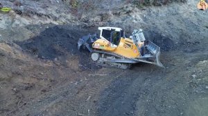 Строительство, срезаем горный склон, следующий обзор