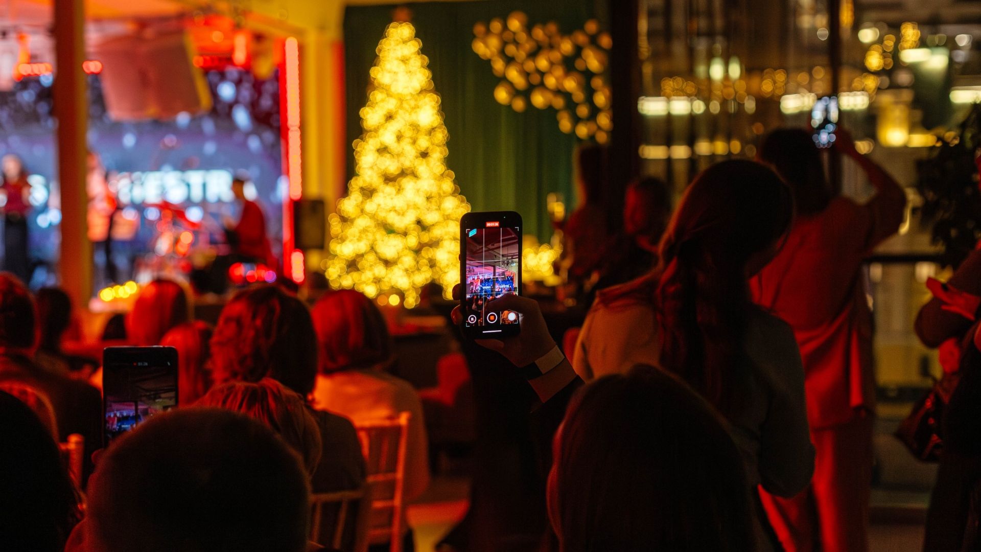 Новогодние и рождественские концерты на теплых крышах | Roof Sound смотреть онлайн