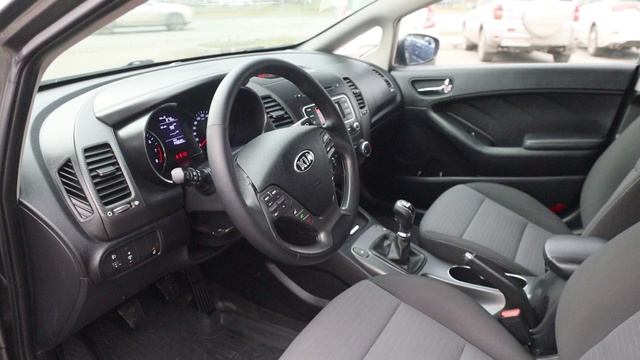 Kia Cerato смотреть онлайн