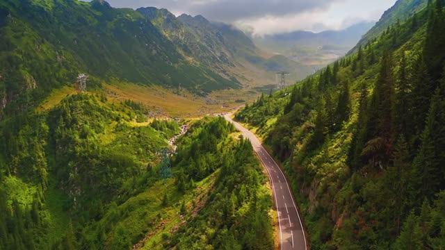 ПАНОРАМА ГОР - ВИДЕОСЪЕМКА В ФОРМАТЕ 8K С РАЗРЕШЕНИЕМ HDR смотреть онлайн