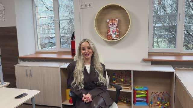 Видео-отзыв родителей о школе «Феникс» филиал «Нахимовский»