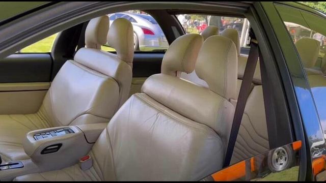 1988 Cadillac Voyage Concept смотреть онлайн