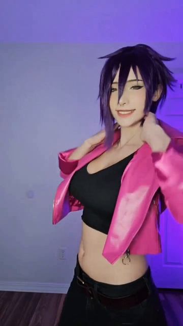 Косплей на персонажа Невидива из игры Dispatch смотреть онлайн