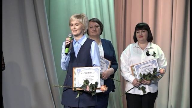 В Заречном определили лучших учителей и воспитателей смотреть онлайн