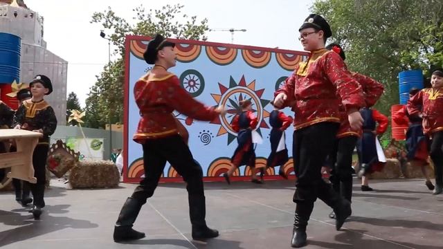 Презентационный ролик Городской семейный фестиваль Пикник на Алом 2025