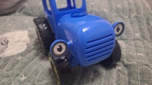 Синий трактор