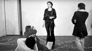 ВОТ ЧТО СДЕЛАЛИ ЛЮДИ, КОГДА ИМ ПОЗВОЛИЛИ ВСЕ! Жуткий Социальный Эксперимент | Марина Абрамович