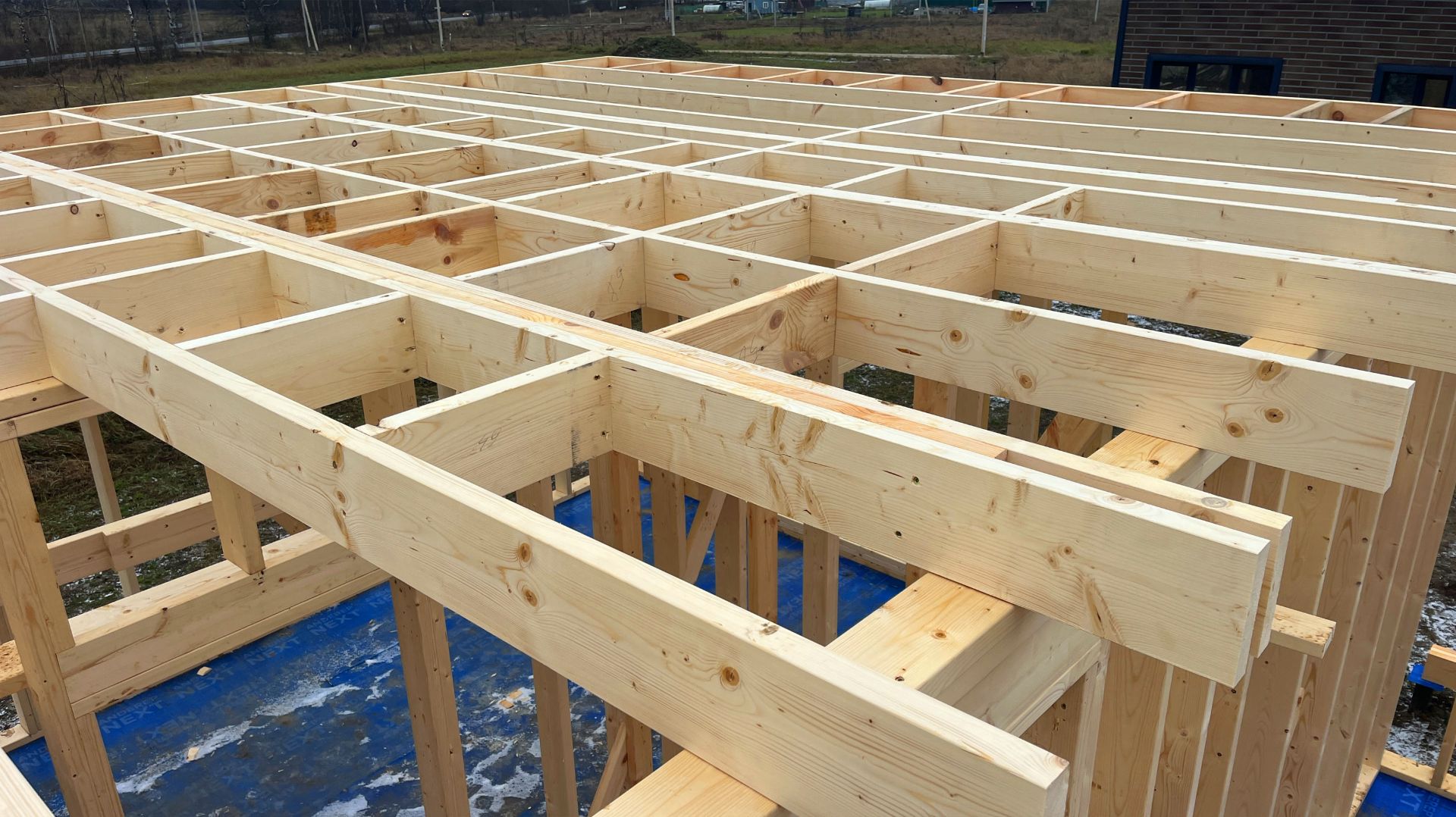 Построил БЮДЖЕТНЫЙ каркасный дом. Пошаговый процесс строительства. Вот что получилось..... смотреть онлайн