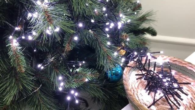 Электрогирлянда Млечный путь Cluster Lights 192 холодных белых MINILED ламп 2.4 м, WS-08091501-W