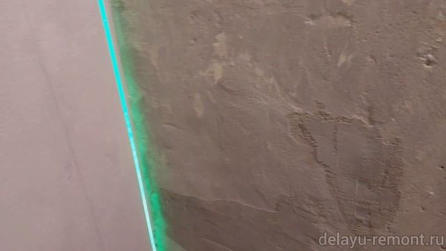 Проверяем уровнем остальные стены и выравниваем перфоратором по периметру.mp4 #20 смотреть онлайн