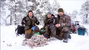 ПОСТАВИЛИ ПАЛАТКУ В БОЛОТЕ. НАРВАЛСЯ НА ОКУНЕЙ. 3 ДНЯ В ТАЙГЕ. Часть 1 (Архив 2023)