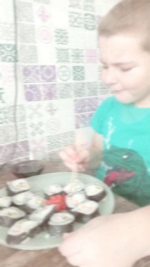 Я ПОЖИРАТЕЛЬ РОЛЛОВ 🍣