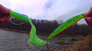 ВОБЛЕРЫ или ДЖИГ? На ЛЕСНОМ ОЗЕРЕ  клюёт одна за другой!  РЫБАЛКА 2025!