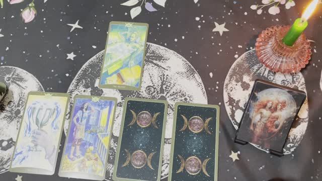 Близнецы. Таро прогноз на декабрь 2025. Гадание онлайн смотреть онлайн