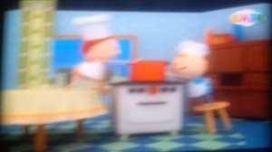 Аркадий Паровозов спешит на помощь на татарском языке